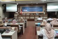 Wakil Bupati Lampung Selatan M.Syaiful Anwar tengah memberikan sambutan dalam acara sosialisasi pengendalian gratifikasi, pungli dan pengaduan, Rabu, 29 Oktober 2025. (Foto.Juwantoro)