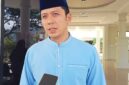 Bupati Lampung Selatan Radityo Egi Pratama saat diwawancarai di depan Kantornya, Rabu, 22 Oktober 2025. (Foto.Juwantoro)