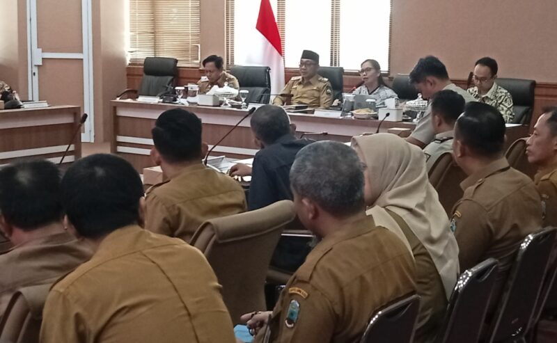 Rapat pemantauan dan evaluasi pelaksanaan program pemberantasan korupsi, masih terdapat masalah terkait aset daerah. (Foto.Juwantoro)