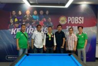  Foto: Suldin (Rompi Hitam) peraih medali emas untuk kontingen POBSI Lampung di Kejurnas POBSI 2025.