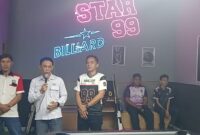 Ketua POBSI Lamsel Muslim di diampuni Sekretaris Topan Arya saat membuka Kejuaraan POBSI ( poto Yan).