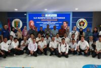 Poto: Peserta yang ikut UkW Aangkatan 37 Poto bersama Penguji dan Pemgurus PWI Lampung ( Dok PWI Lampung).