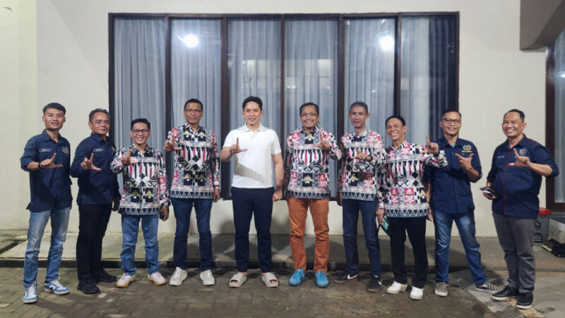 Poto: Bupati Lamsel bersama ketua dan Pengurus PWI Lmapung saat pertemuan di rumah dinas bupati lamsel ( dok  PWI Lampung).