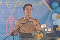 Bupati Lamsel Radityo Egi Pratama saat meresmikan Cam Almira Hotel Kalianda
