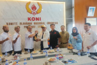 Poto: KONI Jambi Serahkan dukungan resmi Lampung Bantrn Tuan Rumah PON 2032 ( dok Humas KONI Lampung)