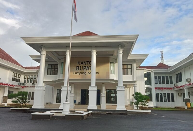 Kantor Bupati Lampung Selatan. (Foto.Juwantoro)