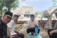 Bupati Lamsel di dampingi Kadisduk Capil Edy Firnandi dan Sekretaris Disdik  Cahyadi.( Lim).