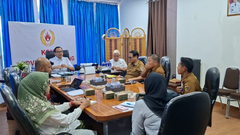 Poto: Wakil Ketua II KONI Provinsi Lampung, Riaagus Ria saat memimpin rapat koordinasi Federasi Gimnastik Indonesia (dok Koni Lampung)
