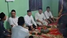 Poto: Gubernur lampung saat berkunjung di kediaman ketua Karang taruna Lamsel (ist)