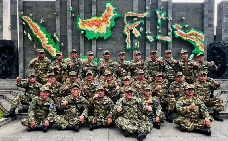 Peserta Retret Persatuan Wartawan Idonesia 
(PWI).