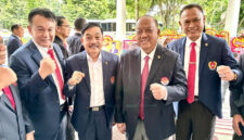 Ketua Umum KONI Pusat bersama ketua KONI lampung saat pelantikan pengurus KONI Provinsi Banten (Dok KONI lampung)