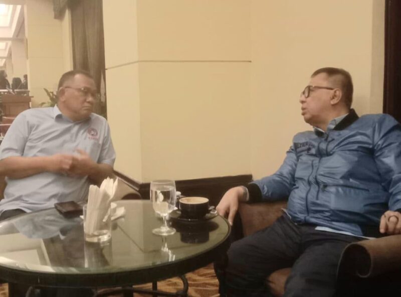 Poto: Alzier Dianis Thabranie bersama Ketua Umum FSPPI Jemmy Pongo (ist)