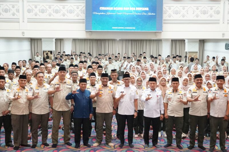 Poto: Gubernur Lampung di Momen HUT ke-76 Satpol PP ( ist).