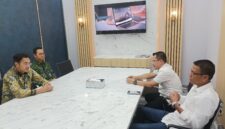 Poto: Ketua PWI Lampung Sekretaris saat kunjungan di Kantor BRI, yang di terima langsung memimpin Bank Rakyat Indonesia (BRI) Region 5 Bandar Lampung. (Ist)