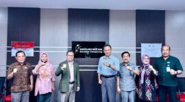 Poto: Ketua KONI Lampung dan rombongan saat kunjungan ke Universitas Bandar lampung ( ist).