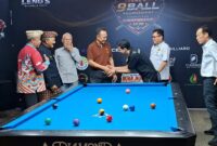 Ketua KONI Lampung saat meresmikan berdirinya Leng’s Billiard (ist)