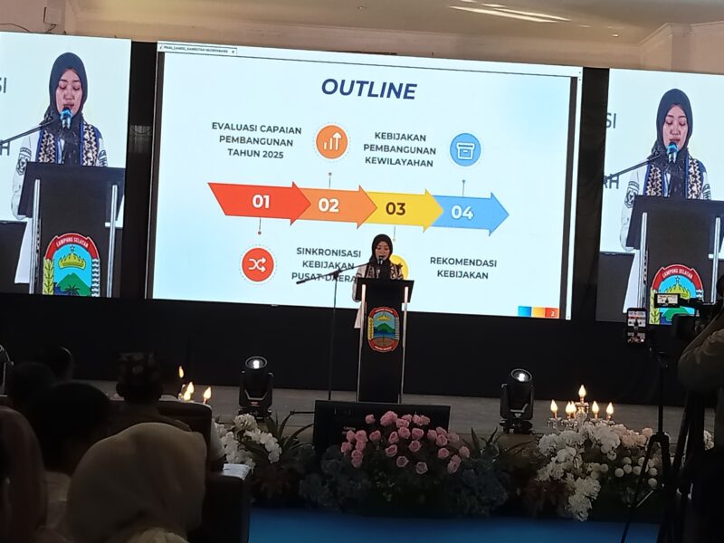 Wagub Lampung Jihan Nurlela, tengah memberikan sambutan dalam musrenbang RKPD Lamsel. (Foto.Juwantoro)