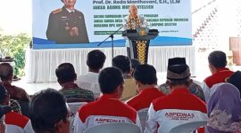 Jaksa Agung Muda Bidang Intelijen (Jamintel) Kejaksaan Agung RI Reda Manthovani tengah memberikan sambutan dalam kegiatan safari ramadan dan Optimalisasi Jaga Desa. (Foto.Juwantoro)