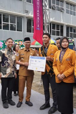 Gubernur Lampung Genjot Vokasi dan Magang Luar Negeri untuk Serap Peluang Kerja Global