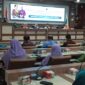 Wakil Ketua TP PKK Lamsel Reni Apriani Syaiful Anwar tengah memberikan sambutan kegiatan Diseminasi Paredi. (Foto.Juwantoro)