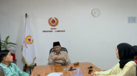 Poto: Ketua KONI Lampung Taufik Hidayat menerima audiensi Pengurus Provinsi Federasi Triathlon Indonesia (dok KONI Lampung).