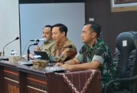 Poto: Sekretaris Daerah Provinsi Lampung, Marindo Kurniawan merima audiensi warga (ist)
