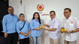 Poto: Waketum II Riagus Ria saat menerima kunjungan KONI Ogan Ilir (dok KONI Lampung).