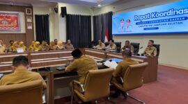 Sekdakab Lampung Selatan Supriyanto pimpin Rakor Mingguan. (Foto.Ist)