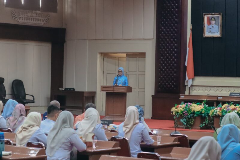 Poto: Jihan Nurlela, membuka Rapat Program Kerja LKKS Provinsi Lampung di Gedung Pusiban,
