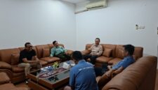 Ketua KONI Lampung saat audiensi dengan Pengurus Provinsi Asosiasi Lari Trail Indonesia (ALTI) Lampung (dok HUMAS KONI)