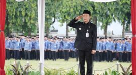 Sekda Prov Marindo Kurniawan Pimpin Upacara Hari Pendidikan Nasional (Hardiknas) Tahun 2026 yang digelar di Lapangan Korpri. ( Dok Diskominfo Prov lampung).