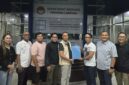 Poto: Ketua Pendaftaran dan Penjaringan Calon Ketua Apindo Lampung, Mico Periyando menerima berkas calon ketua (ist)