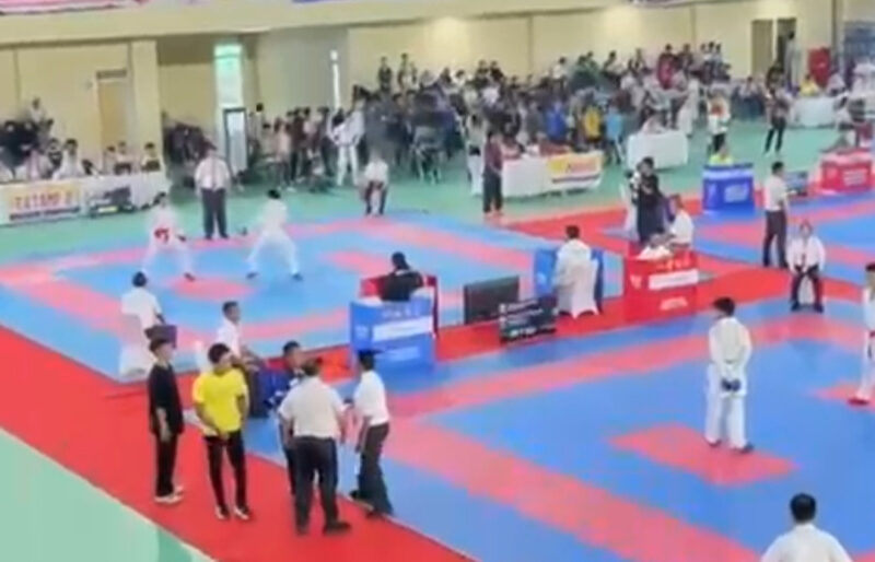 Poto: Kejuaraan Karate yang berlangsung di Gor Siger Wayhalim Kota Bandar Lampung (ist).