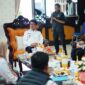 Poto: Bupati Lampung Utara, Hamartoni Ahadis saat audiensi dengan jajaran PWI Lampung Utara (ist)