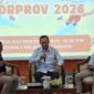 Poto: Ketua KONI Lampung bersma Kabid Binpres saat Talkshow dengan RRI (Hms KONI Lampung).