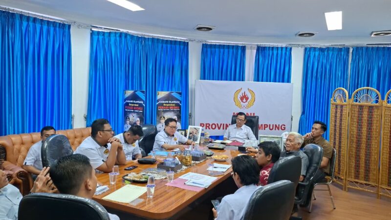 Wakil Ketua II KONI Lampung Riagus Ria lakukan koordinasi 6 Cabor jelang BK Pon Mendatang ( Hms KONI Lampung).