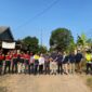 Pihak PT. SMI, Dinas PU -PR dan Bappeda Lampung Selatan foto bersama usai meninjau jalan di wilayah Kecamatan Kalianda. (Foto.Dok.Dinas PU -PR Lamsel) 