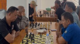 Poto: Atlet  Catur PWI Lampung uji mental lewat pertandingan (ist).