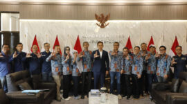 Bupati Lampung Selatan Radityo Egi Pratama dan Pengurus PWI Lampung dan PWI Lamsel foto bersama usai audensi. (Foto.Ist) 