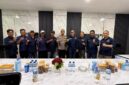 Kapolres Lampung Selatan AKBP Deddy Kurniawan foto bersama pengurus PWI Lamsel, usai beraudiensi. (Foto.Ist) 