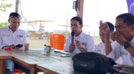 Penasehat SMS Lampung Selatan Muslim Pranata tengah memberikan saran dan masukan bagi perkembangan SMS kedepan. 