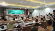 Bupati Lamsel Radityo Egi Pratama tengah memberikan sambutan dalam acara Whorshop.(foto.Juwantoro)