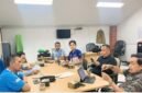 Poto: Wakil Ketua IV KONI Lampung, Achmad Chrisna Putra bersama tim Humas KONI Lampung (Poto fery).