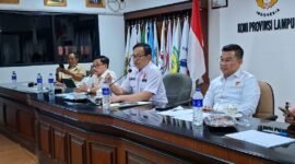 Wakil ketua II KONI Lampung Riagus Ria saat rapat koordinasi persiapan Porprov Lampung X 2026. (Dok Humas KONI).