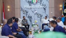 Pengurus PWI Lampung dan Peringsewu audensi dengan Bupati Peringsewu, Kamis, 10 September 2026.