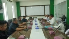 Pengurus PWI Lampung beraudiensi dengan Direktur PT. Semen Baturaja. 