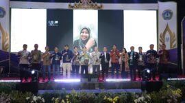 Unila Gelar Pemberian penghargaan pada SMSI Lampung. 
