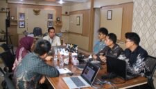 Jajaran Kantah Lampung Selatan ikuti kegiatan zoom percepatan integrasi. 
